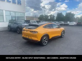 Ford Mustang Mach-E 2023 AWD Premium 4 puertas SUV