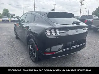 Ford Mustang Mach-E 2023 AWD Premium 4 puertas SUV
