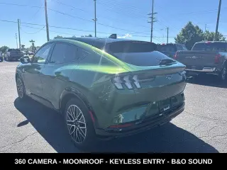 Ford Mustang Mach-E 2024 AWD Premium 4 puertas SUV