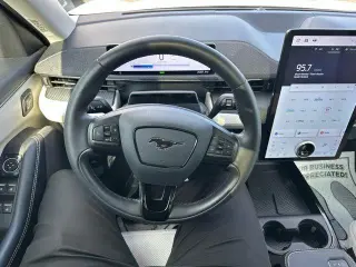 Ford Mustang Mach-E 2023 AWD Premium 4 puertas SUV