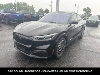 Ford Mustang Mach-E 2024 AWD Premium 4 puertas SUV