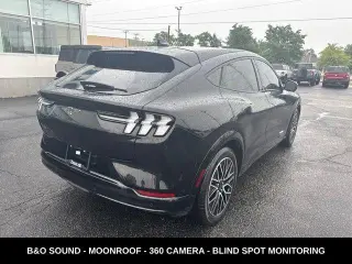 Ford Mustang Mach-E 2024 AWD Premium 4 puertas SUV