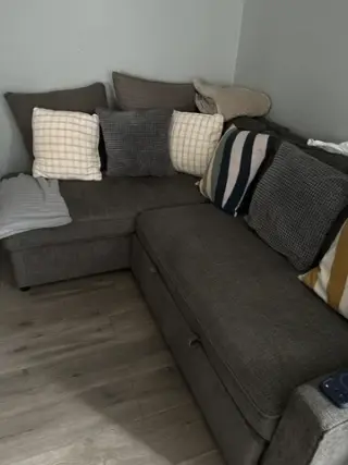 LIMPIEZA DE SU SALA Y SILLAS