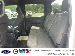 Ford F-150 2023 4x4 XL 4 puertas SuperCrew 5.5 pies. SB