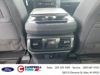 Ford F-150 2023 4x4 XL 4 puertas SuperCrew 5.5 pies. SB