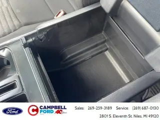 Ford F-150 2023 4x4 XL 4 puertas SuperCrew 5.5 pies. SB