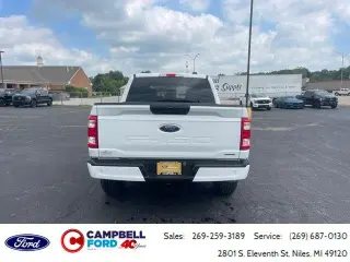 Ford F-150 2023 4x4 XL 4 puertas SuperCrew 5.5 pies. SB