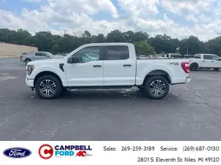 Ford F-150 2023 4x4 XL 4 puertas SuperCrew 5.5 pies. SB