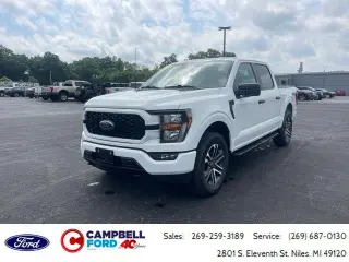 Ford F-150 2023 4x4 XL 4 puertas SuperCrew 5.5 pies. SB