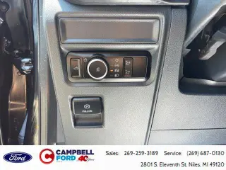 Ford F-150 2023 4x4 XL 4 puertas SuperCrew 5.5 pies SB