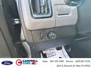 Chevrolet Colorado 2022 4x2 Work Truck 4 puertas Cabina Crew 5 pies. SB