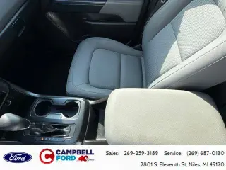Chevrolet Colorado 2022 4x2 Work Truck 4 puertas Cabina Crew 5 pies. SB