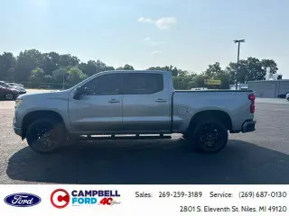 Chevrolet Silverado 1500 2024 4x4 RST 4 puertas Cabina Crew 5.8 pies. Caja corta