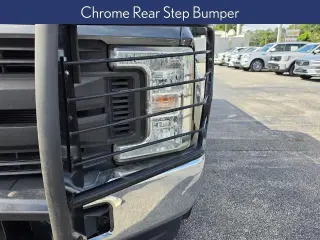 Ford F-250 Super Duty 2017 4x4 XL Cabina Regular 2 puertas 8 pies LB Pickup