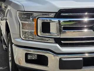 Ford F-150 2018 4x2 XLT Cabina Regular 2 puertas 6.5 pies. SB