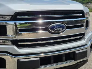 Ford F-150 2018 4x2 XLT Cabina Regular 2 puertas 6.5 pies. SB