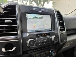 Ford F-150 2018 4x2 XLT Cabina Regular 2 puertas 6.5 pies. SB