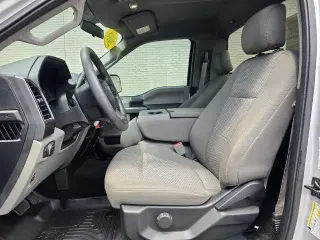 Ford F-150 2018 4x2 XLT Cabina Regular 2 puertas 6.5 pies. SB