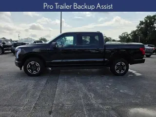 Ford F-150 Lightning 2023 AWD XLT 4 puertas SuperCrew 5.5 pies. SB