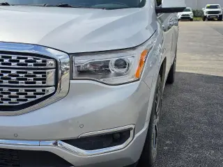GMC Acadia 2018 Denali 4 puertas SUV