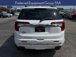 GMC Acadia 2023 Denali 4 puertas SUV familiar
