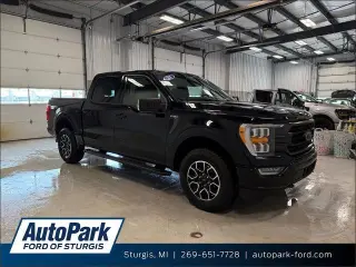 Ford F-150 2023 4x4 XLT 4 puertas SuperCrew 5.5 pies. SB