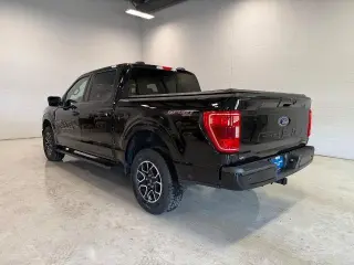 Ford F-150 2023 4x4 XLT 4 puertas SuperCrew 5.5 pies. SB