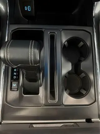 Ford F-150 2022 4x4 XLT 4 puertas SuperCrew 5.5 pies. SB