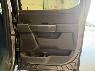 Ford F-150 2022 4x4 XLT 4 puertas SuperCrew 5.5 pies. SB