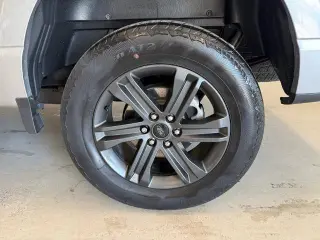 Ford F-150 2023 4x4 XLT 4 puertas SuperCrew 6.5 pies. SB