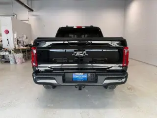 Ford F-150 2024 4x4 XLT 4 puertas SuperCrew 6.5 pies. SB