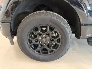 Ford F-150 2024 4x4 XLT 4 puertas SuperCrew 6.5 pies. SB