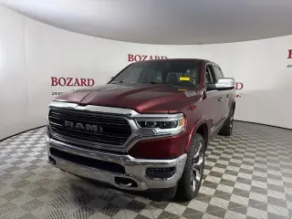 Ram 1500 2021 4x4 Limited 4 puertas Cabina de tripulación 5.6 pies. Caja corta Pickup