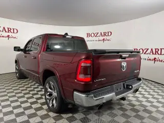 Ram 1500 2021 4x4 Limited 4 puertas Cabina de tripulación 5.6 pies. Caja corta Pickup