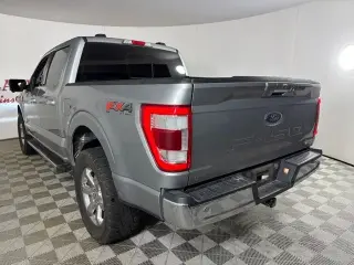 Ford F-150 2023 4x4 Lariat 4 puertas SuperCrew 6.5 pies. SB