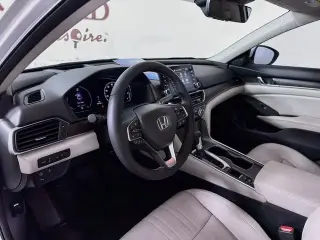 Honda Accord 2018 Touring 4 puertas Sedán (1.5T I4)