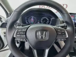 Honda Accord 2018 Touring 4 puertas Sedán (1.5T I4)