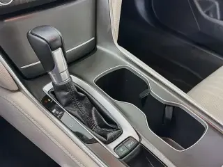 Honda Accord 2018 Touring 4 puertas Sedán (1.5T I4)