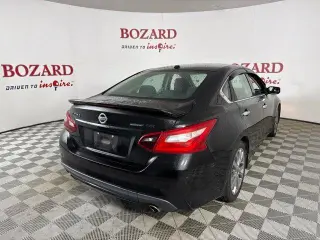 Nissan Altima 2018 2.5 SR 4 puertas Sedan