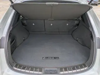 Lexus NX 350 2024 AWD Premium 4 puertas Crossover