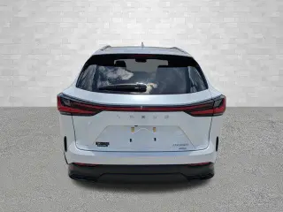 Lexus NX 350 2024 AWD Premium 4 puertas Crossover