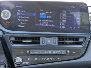 Lexus ES 350 2022 4 puertas Sedan