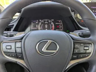 Lexus ES 350 2022 4 puertas Sedan