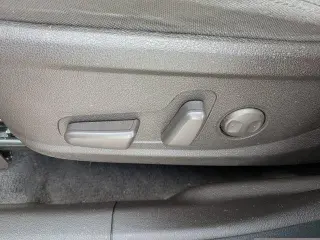 Hyundai SANTA FE 2019 SEL 2.4L 4 puertas Crossover
