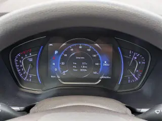 Hyundai SANTA FE 2019 SEL 2.4L 4 puertas Crossover