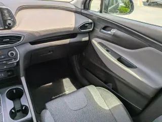 Hyundai SANTA FE 2019 SEL 2.4L 4 puertas Crossover