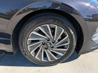 Hyundai SONATA Híbrido 2024 Limited 4 puertas Sedan