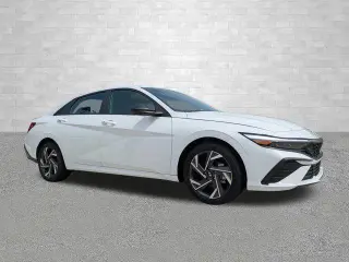 Hyundai ELANTRA 2025 SEL Sport 4 puertas Sedan