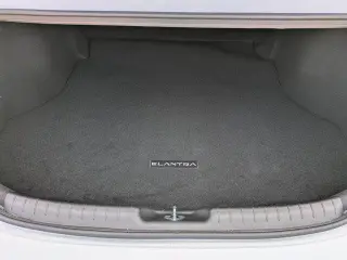 Hyundai ELANTRA 2025 SEL Sport 4 puertas Sedan