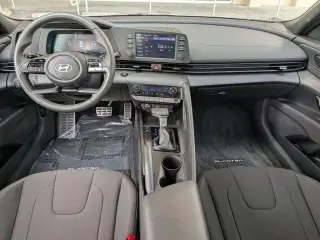 Hyundai ELANTRA 2025 SEL Sport 4 puertas Sedan